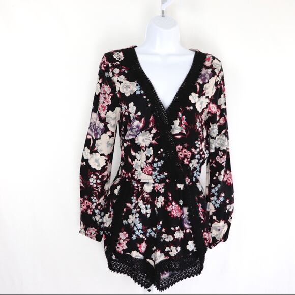 Band of Gypsies Long Sleeve Floral Rayon Romper S - Picture 2 of 8